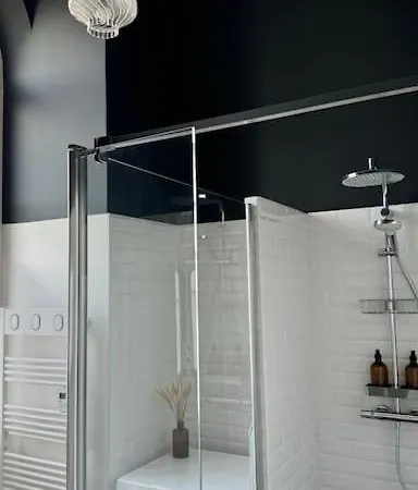 Hospice St Nicolas *