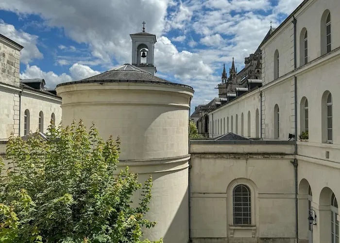 Hospice St Nicolas Apartament *